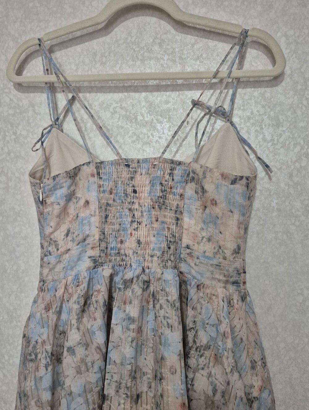 En Saison Pastel Floral Tie-Shoulder Maxi Dress in Blue and Blush..Size:M - Picture 12 of 14